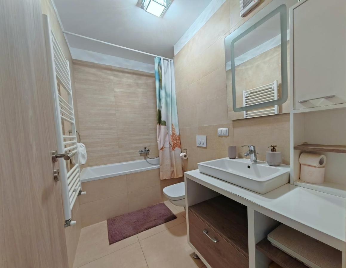 Luxurious Landing Apartment Брашов Екстер'єр фото